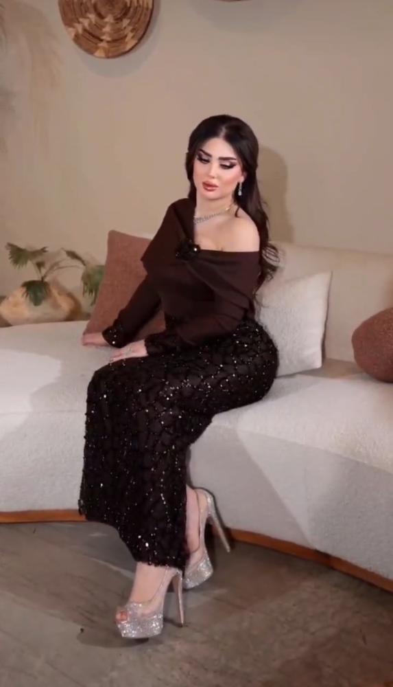 فستان دانتيلا رويال