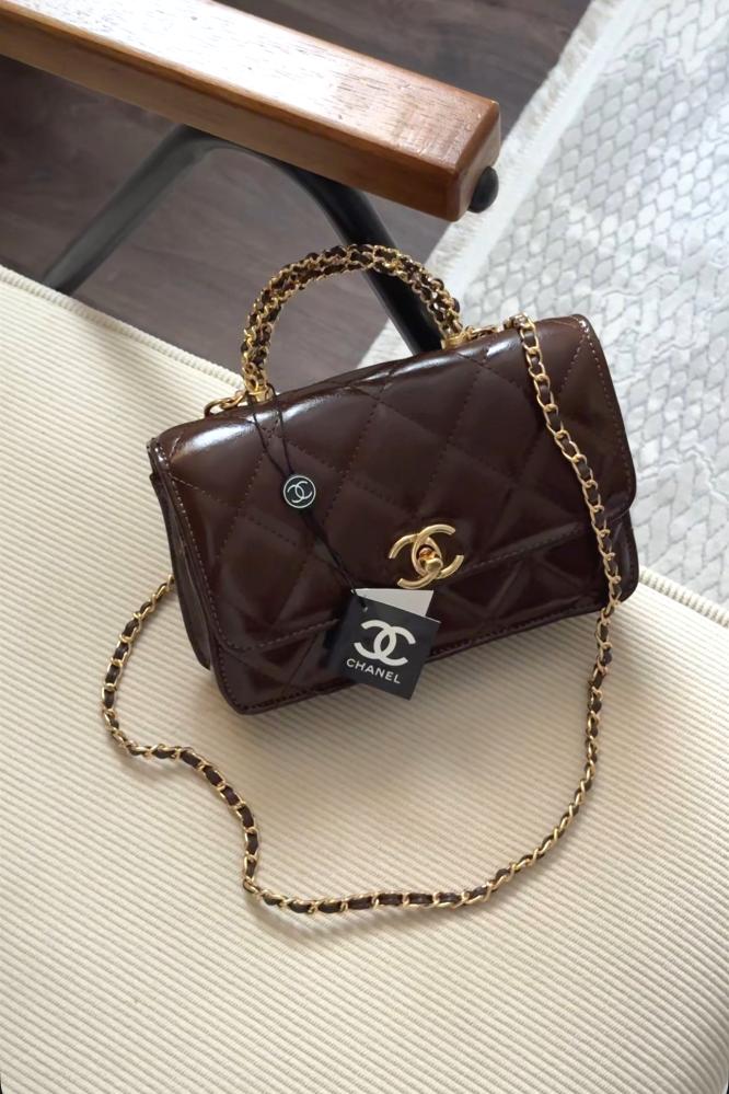 Chanel Cross
