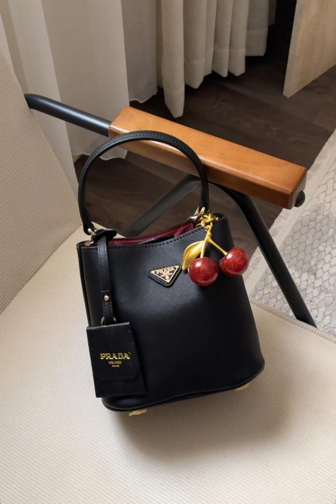 Prada Panier