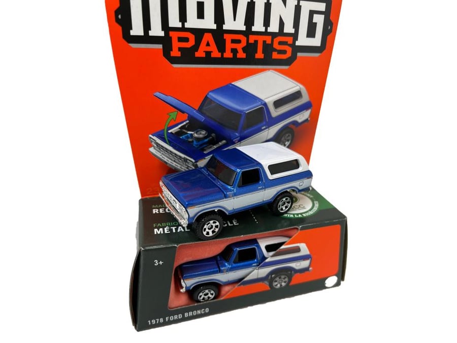Ford Bronco 1978 Blue White 1:64 Matchbox Moving Parts FWD28