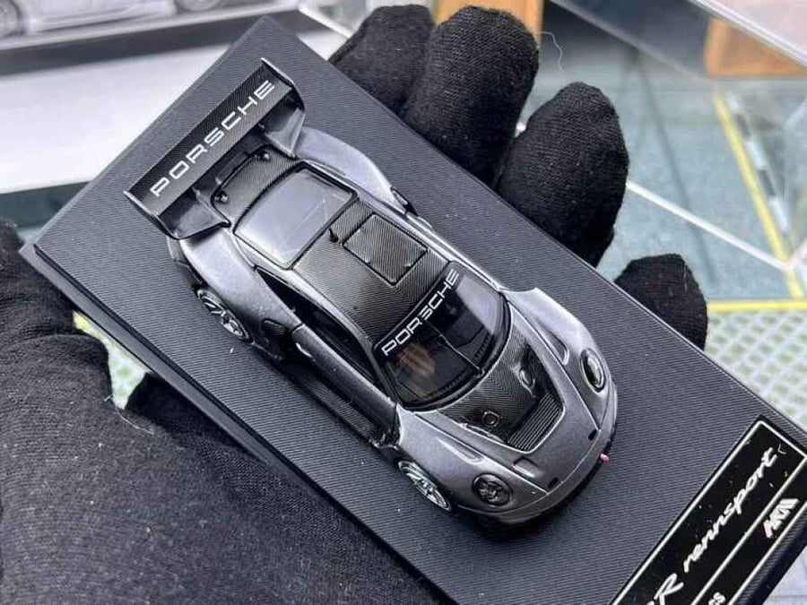 Porsche 911 (992) GT3 R Rennsport Grey 1:64 HKM Models