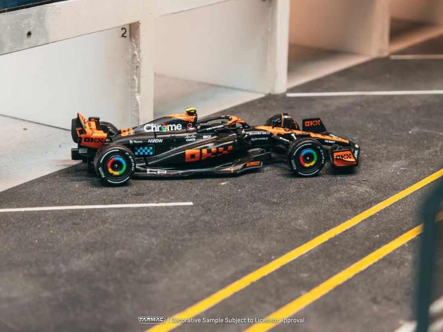 McLaren MCL60 Japanese Grand Prix 2023 Oscar Piastri 1:64 Tarmac Works T64G-F070-OP3
