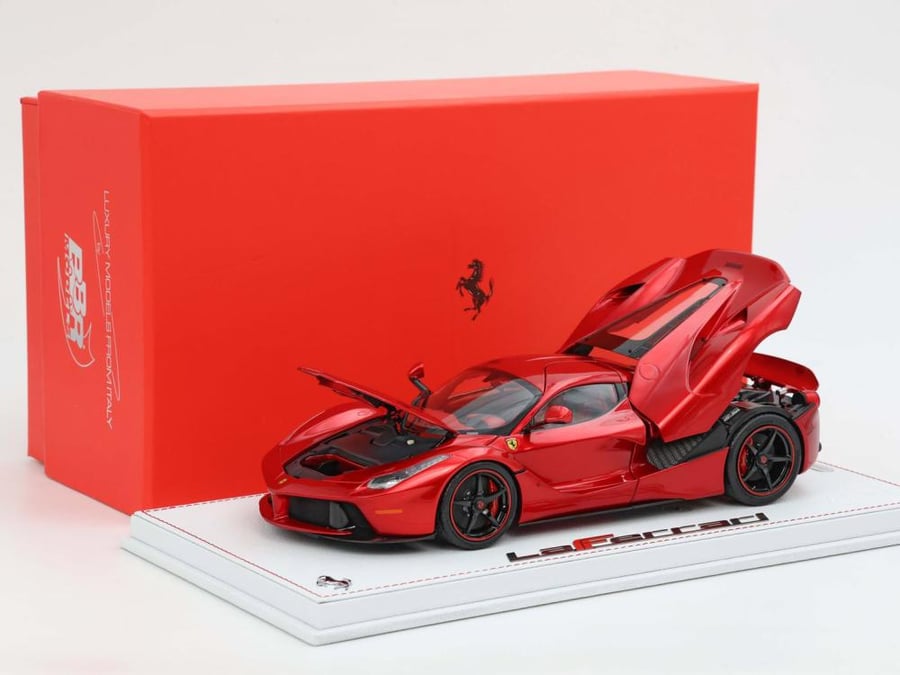 Ferrari LaFerrari One Off Special for Lewis Hamilton Rosso Fuoco 1:18 BBR BBR1822H8DIE1 LIMITED 199 PCS