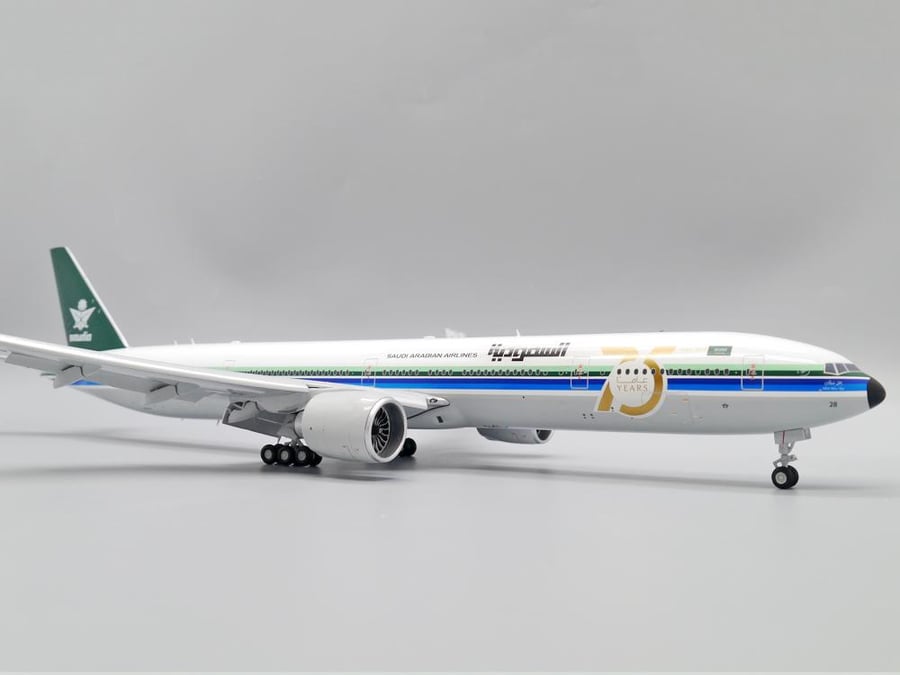 Saudi Arabian Airlines Boeing 777-300(ER) Retro Flaps Down HZ-AK28 1:200 JC Wings LH2336A