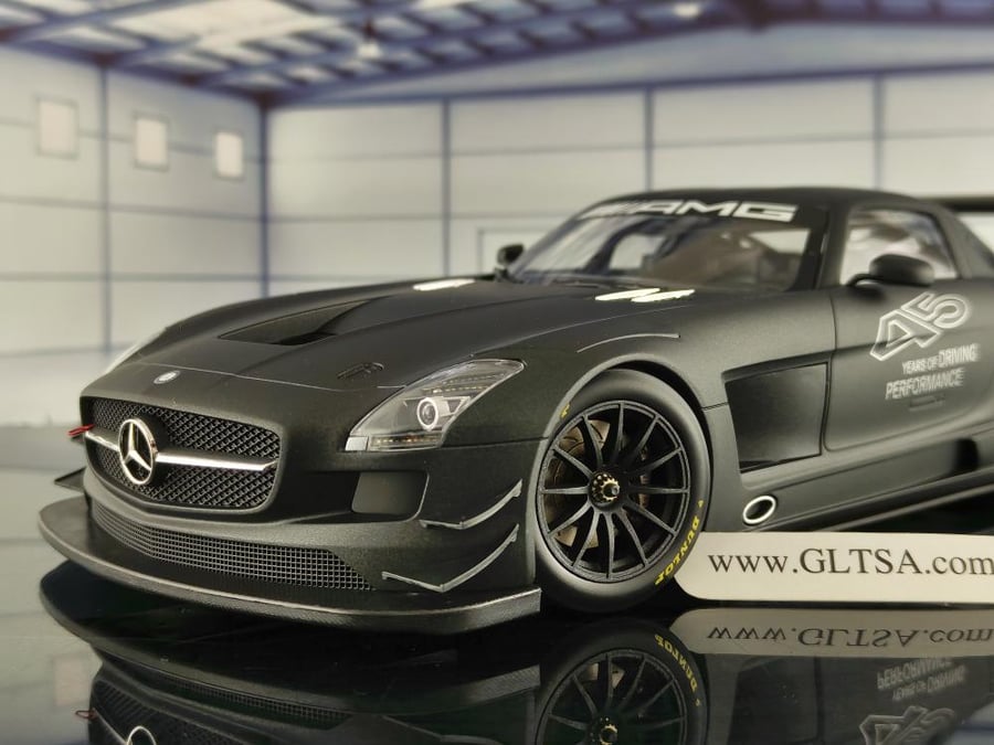 Mercedes-Benz SLS AMG GT3 45 Years Of Driving Performance Grey 1:18 Minichamps B66960337