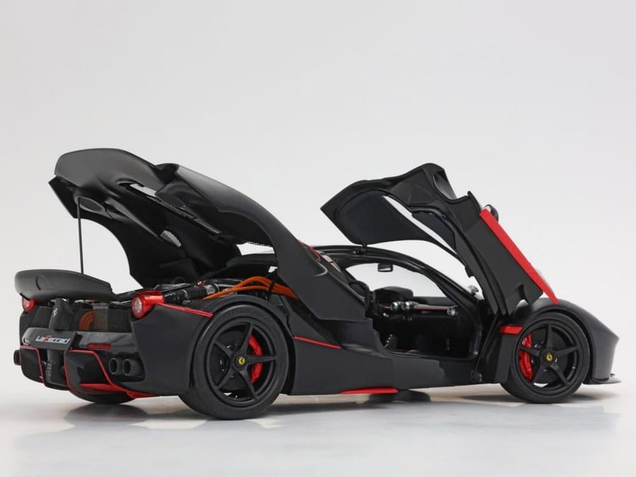 Ferrari LaFerrari Matt Black With Red Stripes Fernando Alonso, Real Carbon Base, Display Case Included 1:18 BBR BBR182239A LIMITED 200 PCS