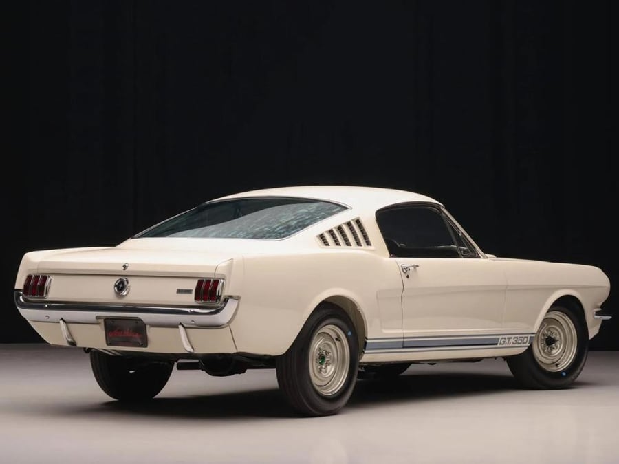 Ford Mustang Shelby GT350 1965 Snake on a Plane White 1:18 ACME A1801876 LIMITED 504 PCS