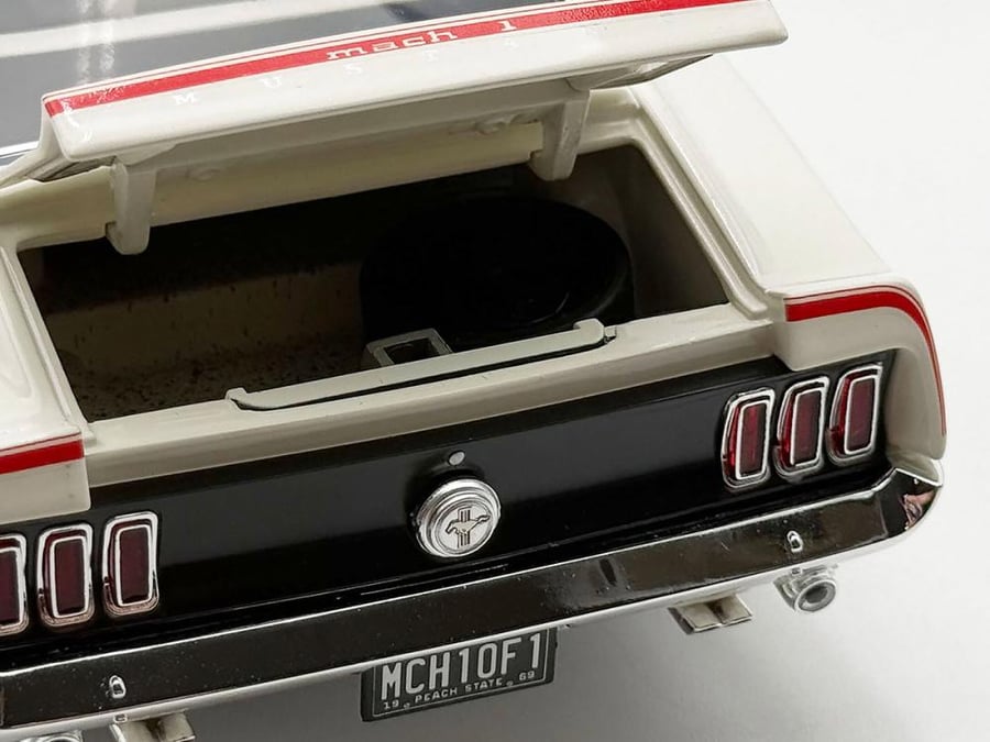 PRE-ORDER (3 Weeks) Ford Mustang Mach 1 428 Super Cobra Jet 1969 Wimbledon White 1:18 ACME A1801896