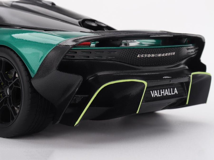 Aston Martin Valhalla Podium Green 1:18 Top Speed TS0710