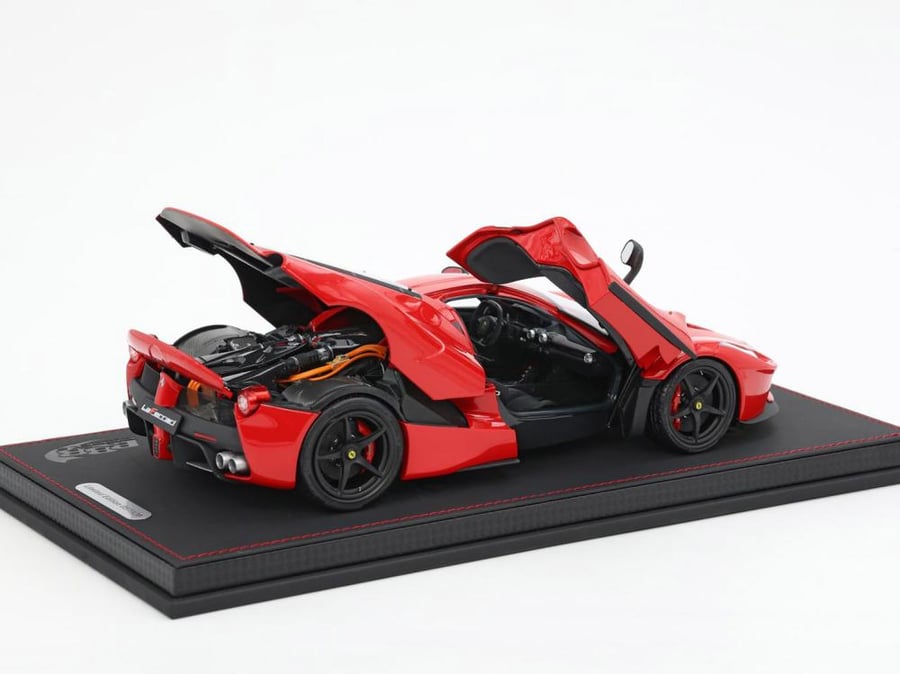 Ferrari LaFerrari Special Pack Rosso Corsa Red with Black Wheels 1:18 BBR BBR182221-8DIE LIMITED 120 PCS