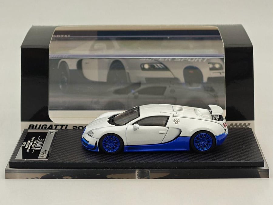 Bugatti Veyron 16.4 Super Sport White Blue 1:64 Mortal Model