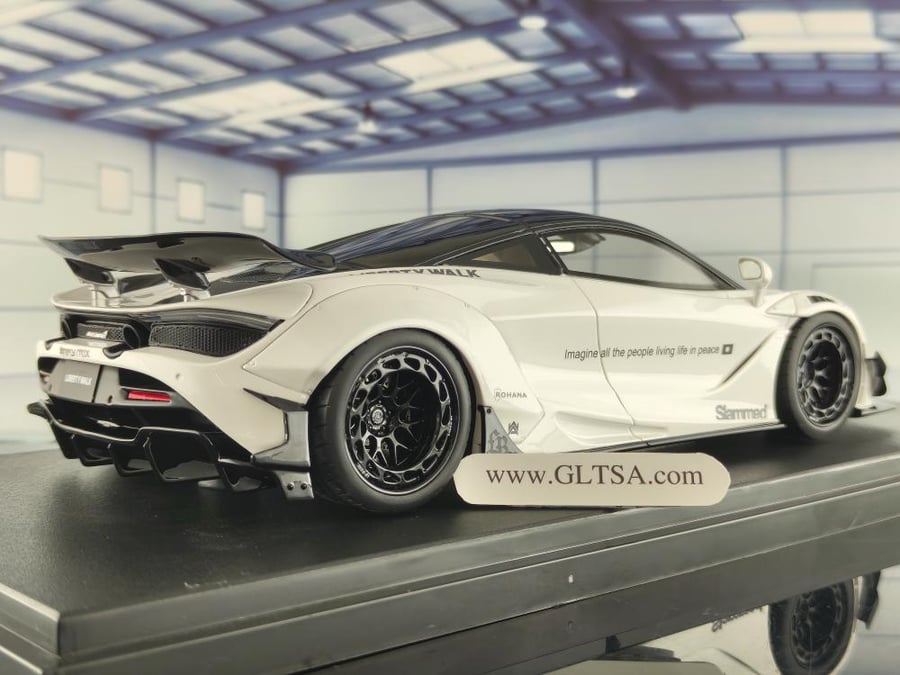 LBWK McLaren 720S White 1:18 GT Spirit CLDC040