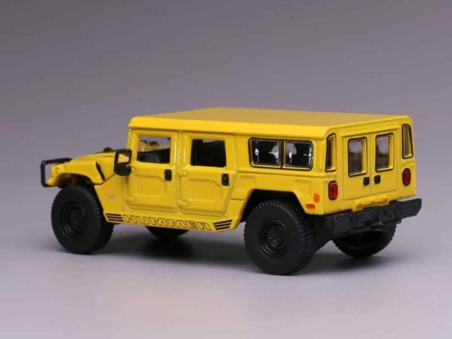 Hummer H1 Yellow 1:64 596 Model LIMITED 1499 PCS