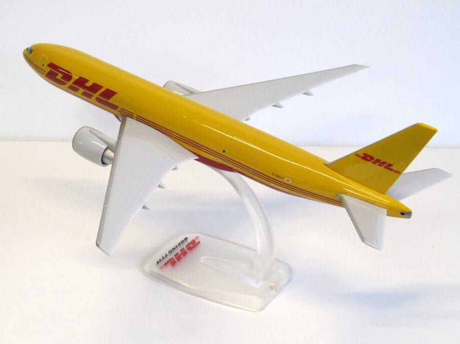 PRE-ORDER (2 Weeks) DHL G-DHLY Boeing 777-200F 1:200 PPC 223632