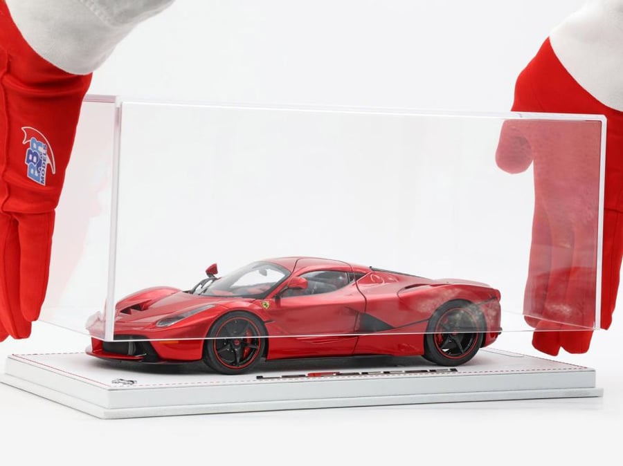 Ferrari LaFerrari One Off Special for Lewis Hamilton Rosso Fuoco 1:18 BBR BBR1822H8DIE1 LIMITED 199 PCS