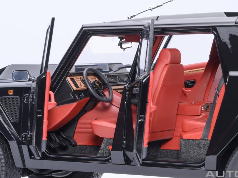 PRE-ORDER (4 Weeks) Lamborghini LM002 Nero Tenebre (Black) 1:18 AUTOart 74550