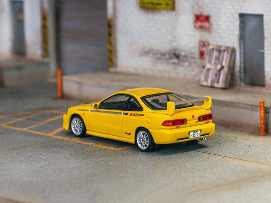 Honda Integra Type R DC2 Mugen Sunlight Yellow 1:64 Tarmac Works T64G-TL059-YL