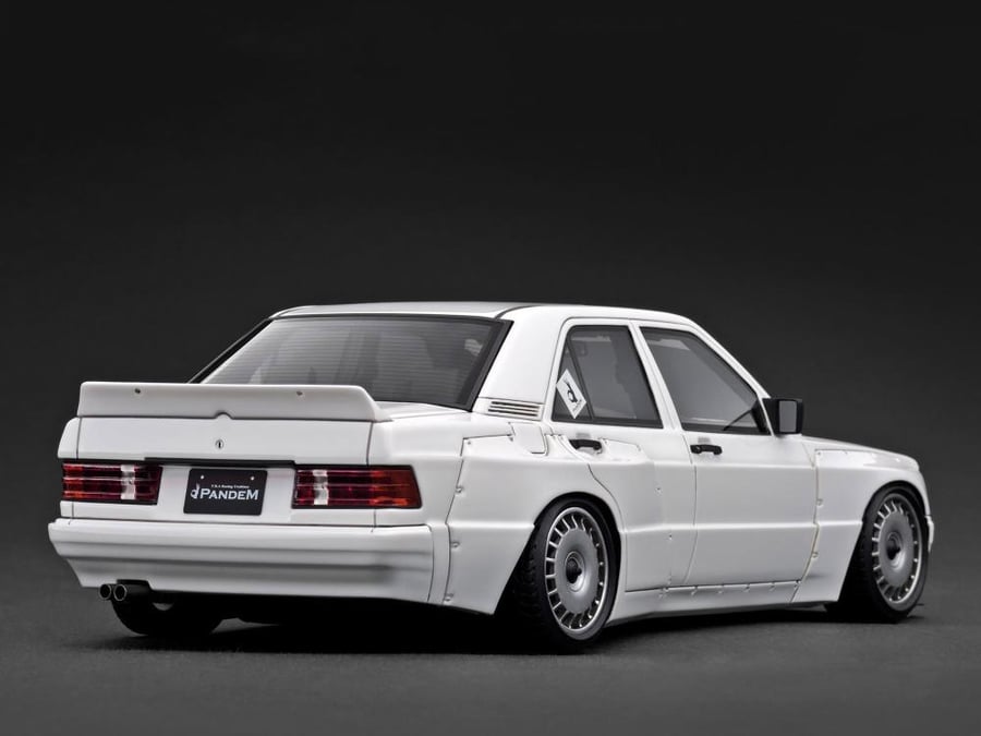 Mercedes-Benz 190 PANDEM White 1:18 Ignition Model IG3774