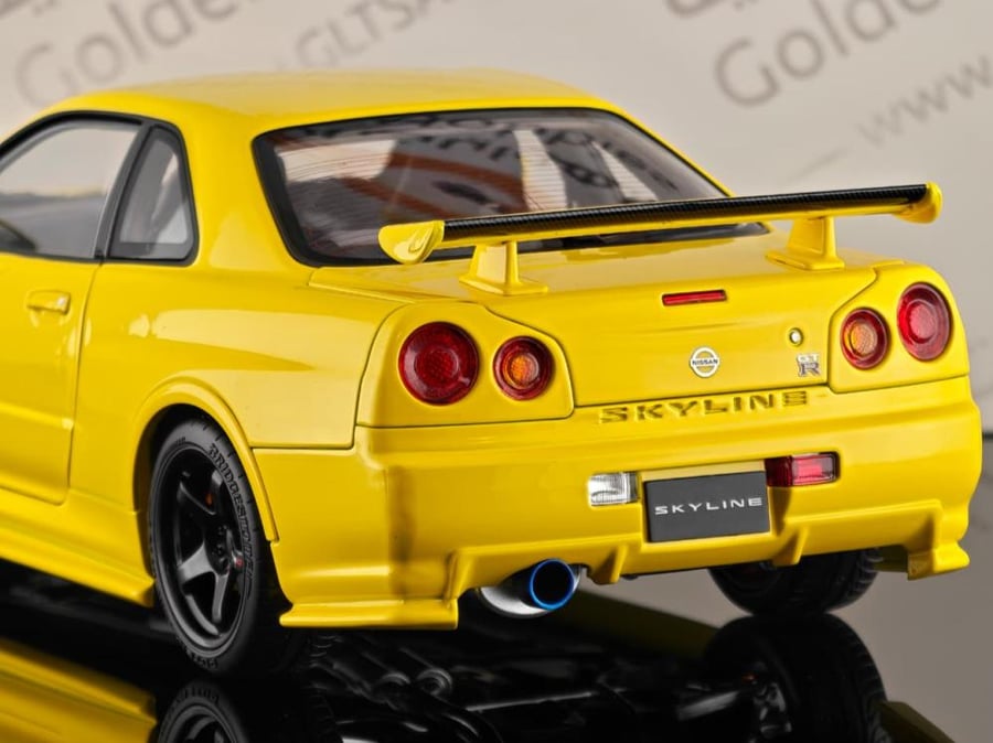 Nissan Skyline GT-R (R34) Customized Version Yellow 1:18 MotorHelix M83412 LIMITED 599 PCS