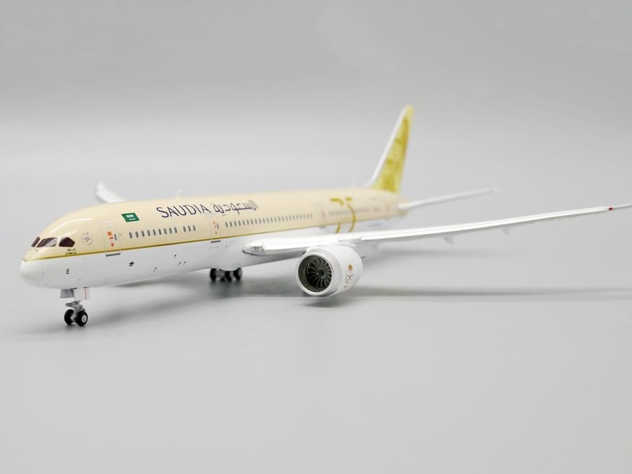 Saudi Arabian Airlines Boeing 787-9 75th Years Livery Flaps Down HZ-ARE 1:400 JC Wings LH4274A