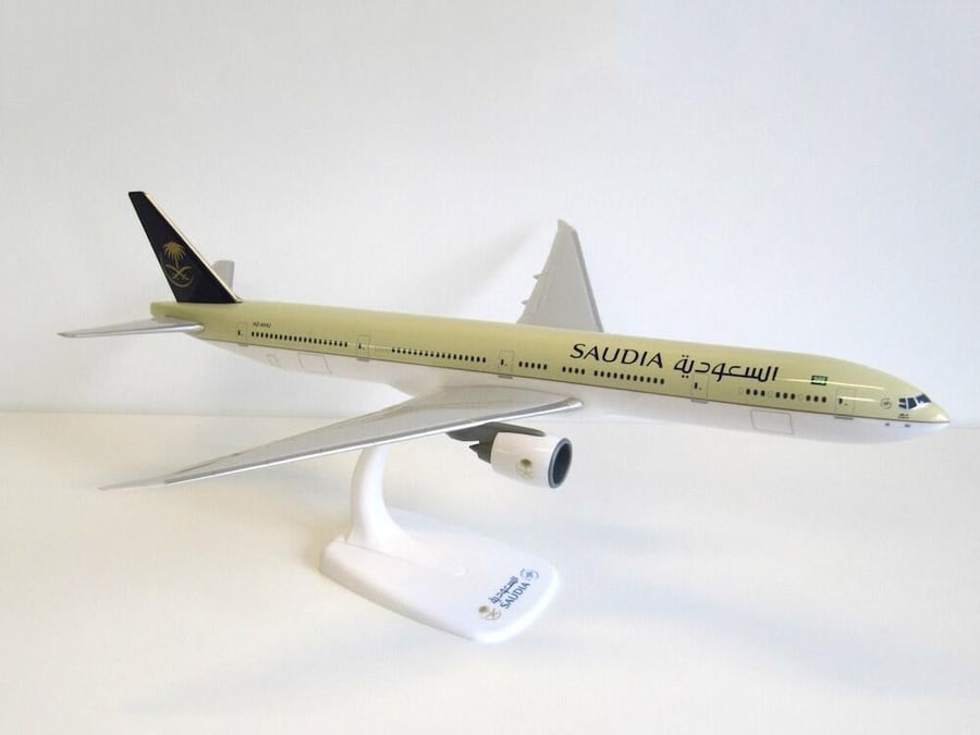 Saudi Arabian Airlines Boeing 777-300ER 1:200 PPC 222116