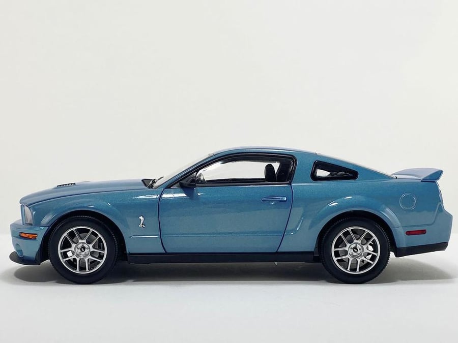 Ford Mustang Shelby GT500 Windveil Blue 1:18 ACME SC18006