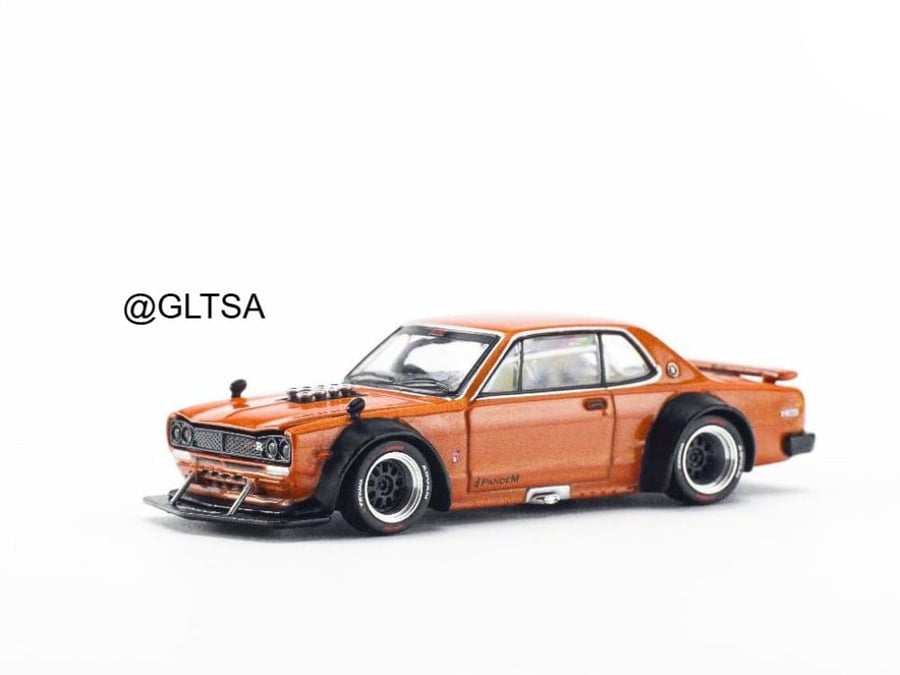 Nissan Skyline GT-R V8 Drift Hakosuka Pandem Orange 1:64 Pop Race PR640032