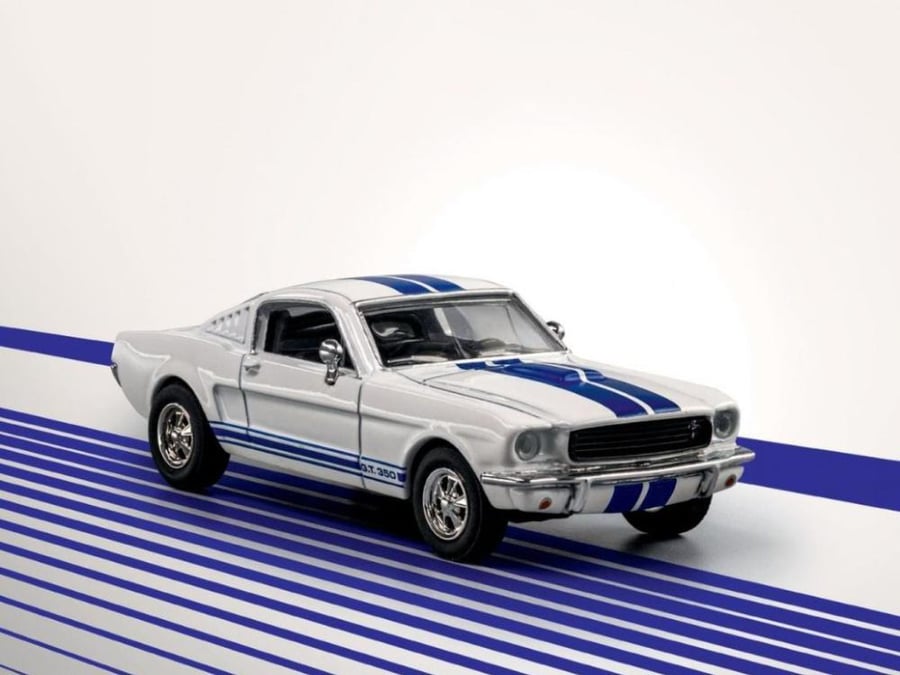 Ford Shelby GT350 1965 White with Blue Stripes 1:64 Majorette 8505001000