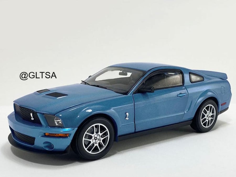 Ford Mustang Shelby GT500 Opening Hood & Doors Blue 1:64 ACME SC64002