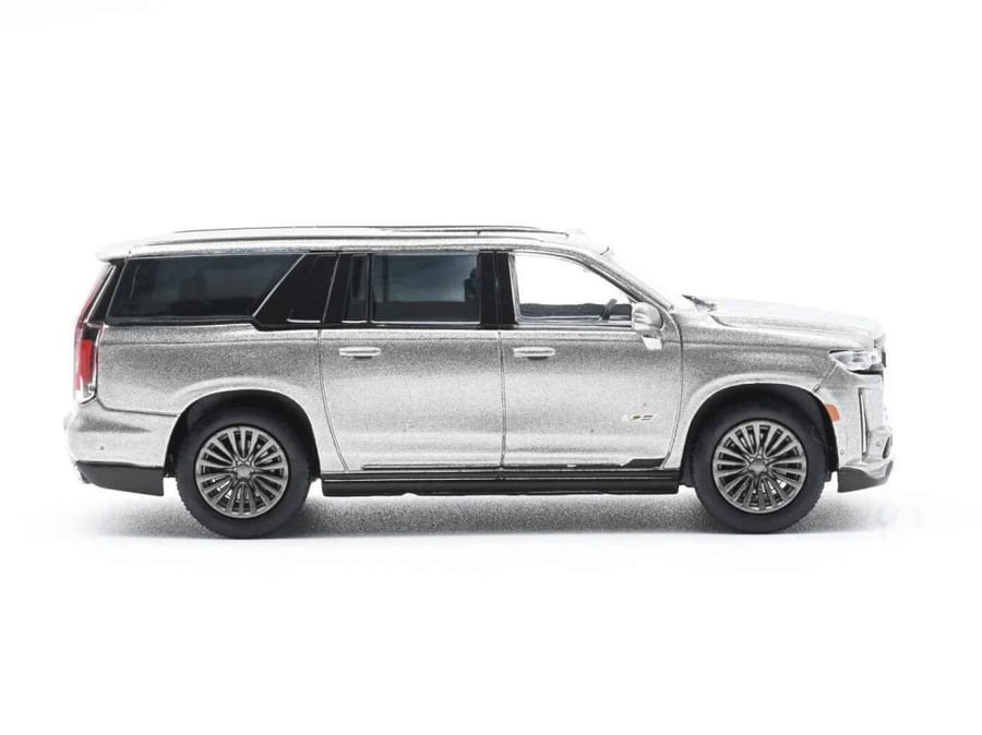 Cadillac Escalade SUV Silver 1:64 Massdi CD1004