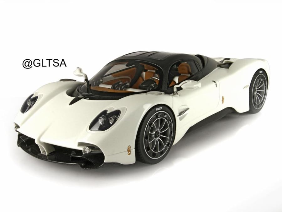 Pagani Utopia Pearl White 1:18 BBR P18223C LIMITED 120 PCS