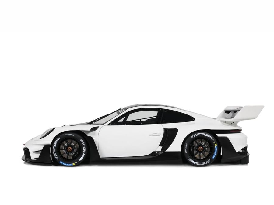 PRE-ORDER (4 Weeks) Porsche 911 (992.1) GT3 R Rennsport White 1:18 GT Spirit GT1010
