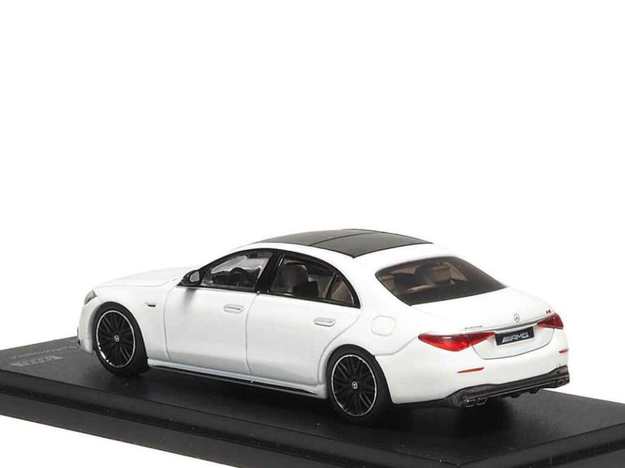 Mercedes-AMG S63 E Performance Opalith White Bright 1:64 Almost Real 620103001