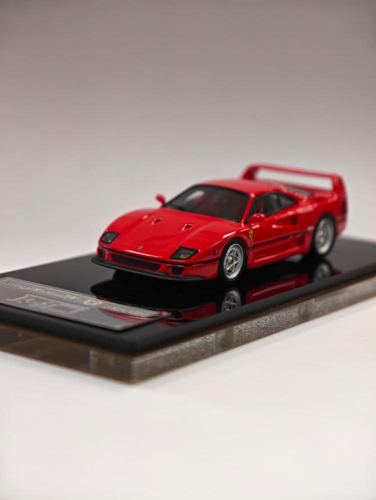 Ferrari F40 Red 1:64 SUP Qidian Model