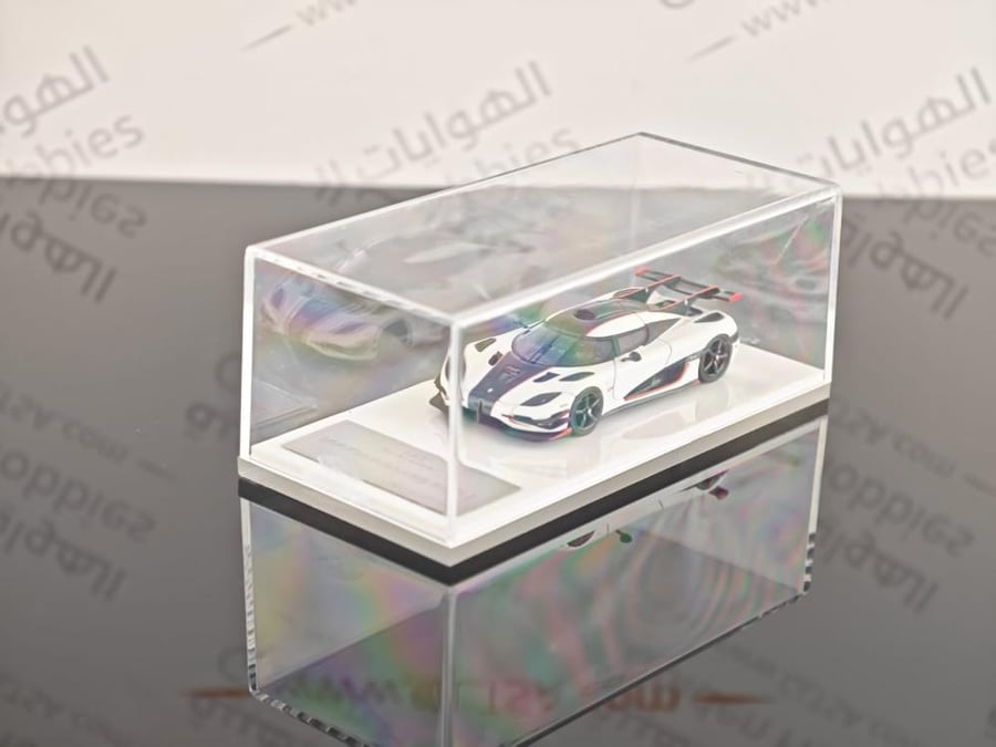 Koenigsegg One:1 White 1:64 CoolArtCollection CAC-ONE 1-6402