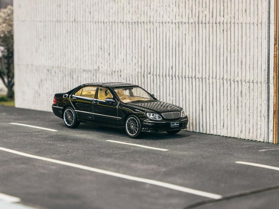 Mercedes-Benz S-Class Wald Black 1:64 Tarmac Works T64G-072-BK