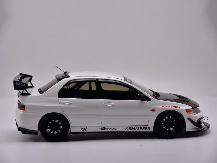 Mitsubishi Lancer Evolution IX MR FQ-360 White 1:18 Super A AC11116 LIMITED 199 PCS