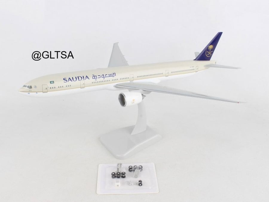 Saudi Arabian Airlines Boeing 777-300ER HZ-AK45 1:200 Hogan Wings 11175GR