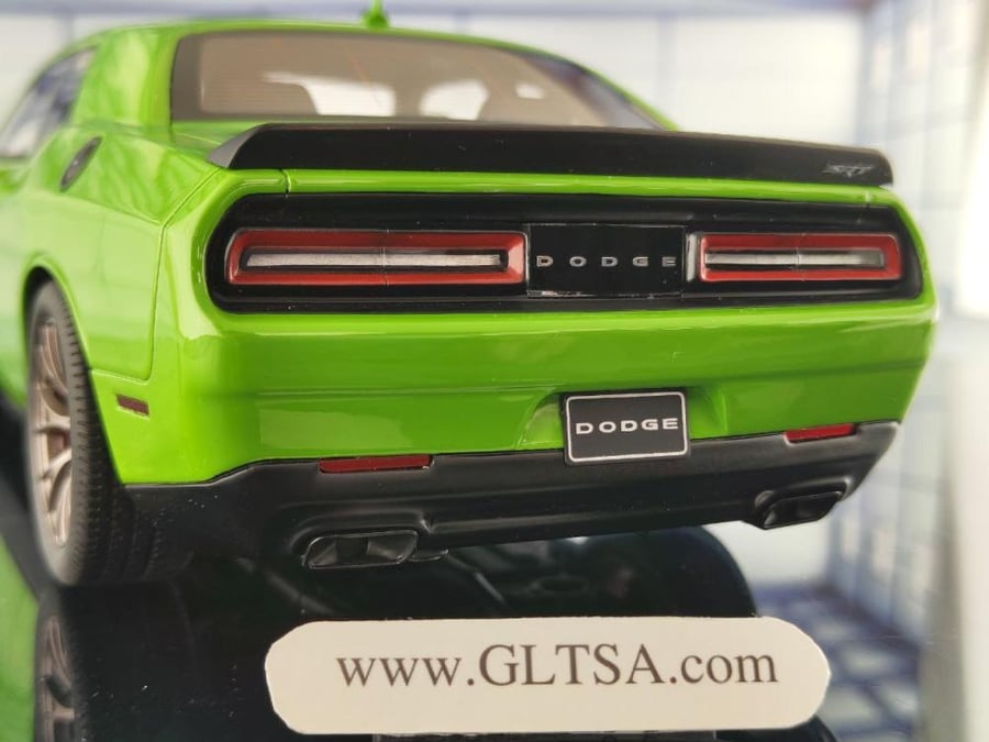 RARE Dodge Challenger Hellcat SRT Go Green 1:18 GT Spirit GT168 LIMITED 999 PCS