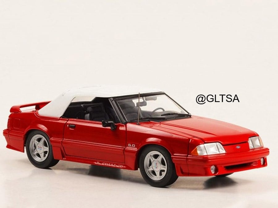 Axel Foley's 1991 Ford Mustang GT Convertible Beverly Hills Cop III (1994) 1:18 GMP 18998