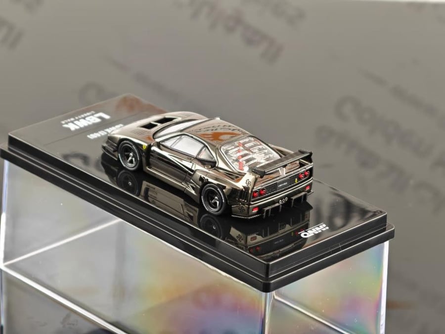 Ferrari F40 LBWK Chrome Black 1:64 Inno Models IN64-LBWKF40-CHB