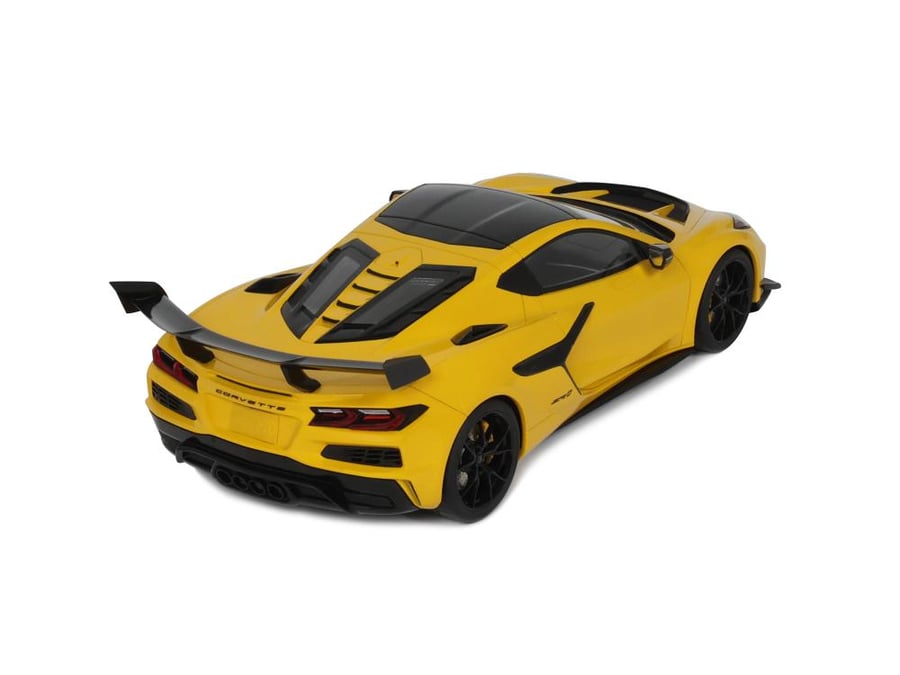 Chevrolet Corvette C8 ZR1 Competition Yellow 1:18 GT Spirit GT528 LIMITED 999 PCS