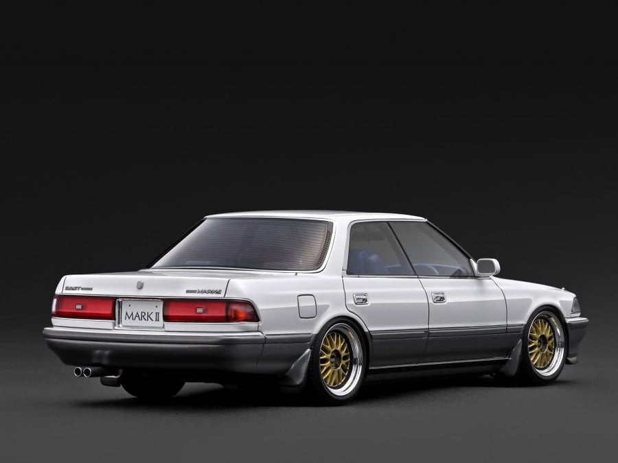 Toyota Mark II 2.5 GT TWIN Turbo (JZX81) Pearl White / Silver 1:18 Ignition Model IG3856