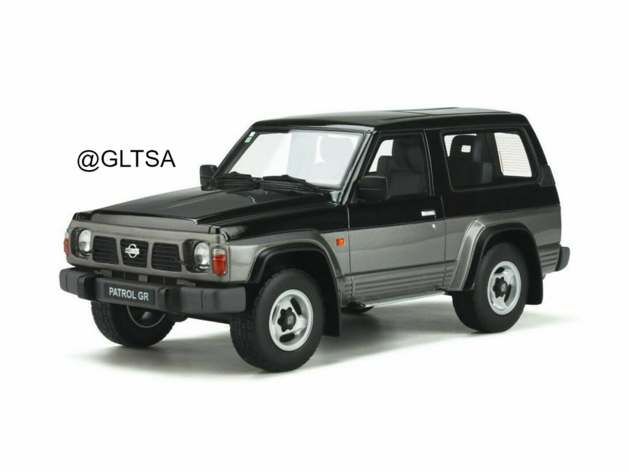 PRE-OWNED Nissan Patrol GR Black / Silver 1:18 Ottomobile OT898