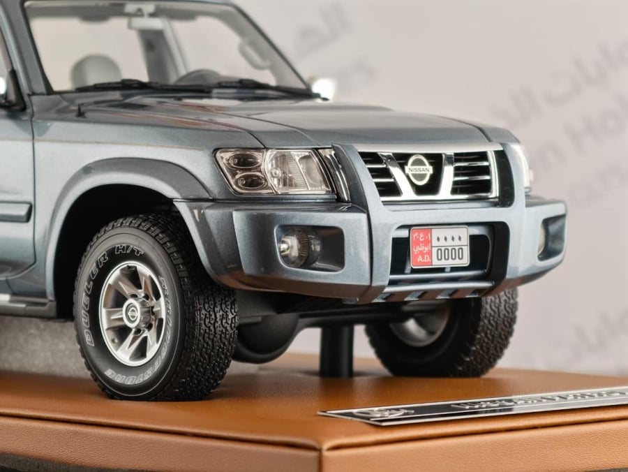 Nissan Patrol Y61 Grey 1:18 Old School Models LIMITED 100 PCS