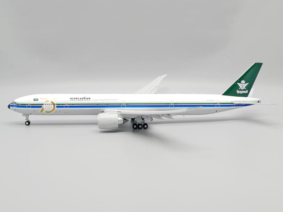 Saudi Arabian Airlines Boeing 777-300(ER) Retro Flaps Down HZ-AK28 1:200 JC Wings LH2336A