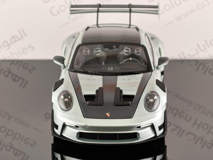 Porsche 911 (992) GT3 RS Silver 1:18 Minichamps LIMITED 400 PCS 110062044