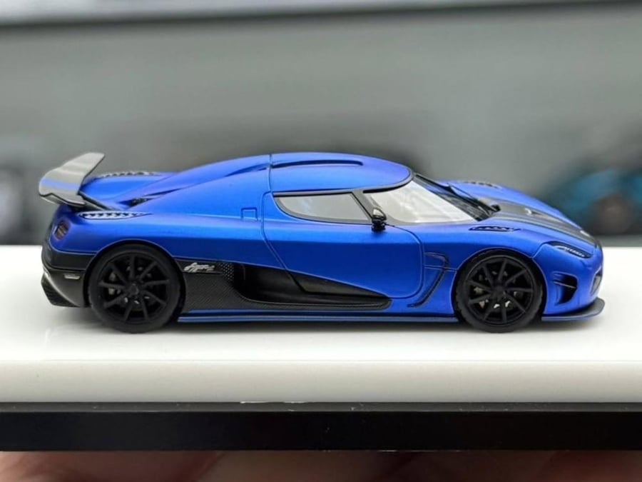 Koenigsegg Agera R Matte Imperial Blue 1:64 VMB VMB-Agera R 6405