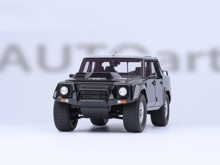 PRE-ORDER (4 Weeks) Lamborghini LM002 Nero Tenebre (Black) 1:18 AUTOart 74550