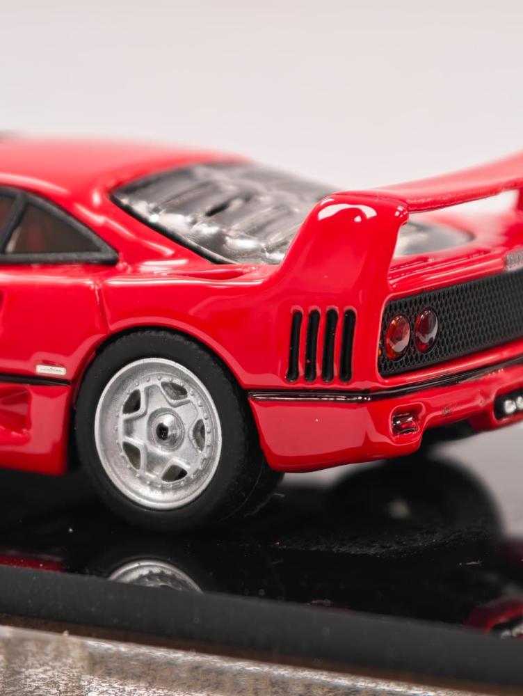 Ferrari F40 Red 1:64 SUP Qidian Model